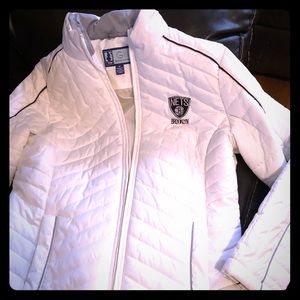BROOKLYN NETS woman’s jacket size Med